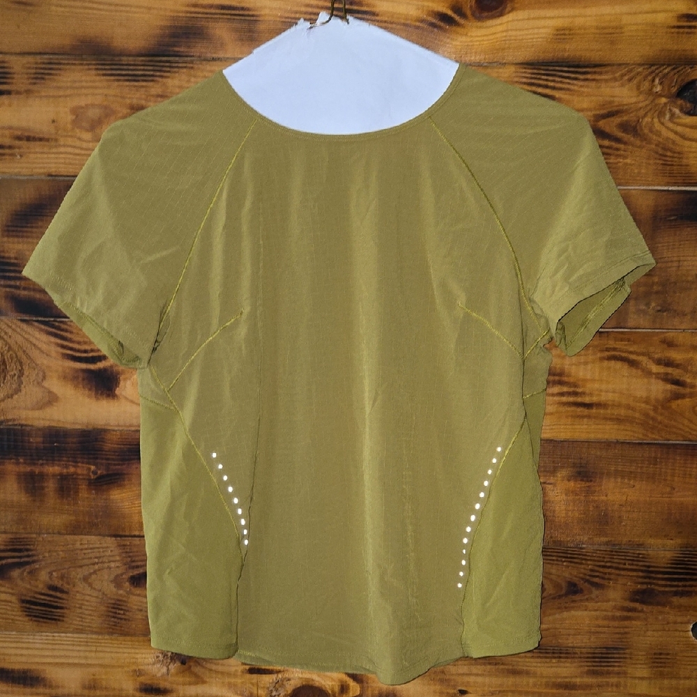 Womens Lululemon Top